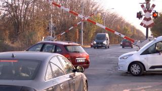 O barieră din București încurcă sute de mii de oameni. Șoferii stau pe loc și se uită în gol zeci de minute, în fiecare zi