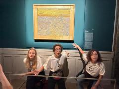 Tablou de Van Gogh, stropit cu supă de legume de activişti de mediu, într-un muzeu din Roma