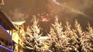 Revelion 2023. Cum putem evita "ţepele" la cazare. Mulţi ajung victimele înşelătoriilor