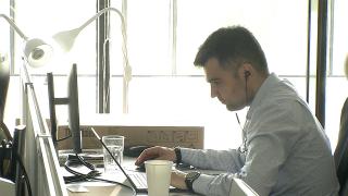 Vești bune pentru angajații din România. Parlamentarii vor să acorde două noi zile libere din 2023