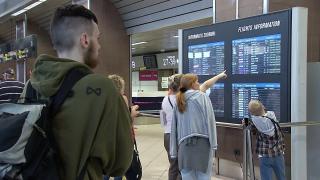 Inflaţia şi criza energiei scumpesc biletele de avion şi cu 50%. Destinaţiile pentru care vom plăti sute de euro în plus