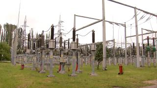 Noua OUG pe energie. Lista instituţiilor şi consumatorilor care vor beneficia de plafonare la energia electrică