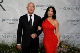 Jeff Bezos anunţă că donează averea de 124 de miliarde de dolari. Unde ajung banii
