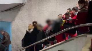 Un nou incident la metrou: Un tren a fost blocat în staţia Obor, după ce unui călător i s-a făcut rău