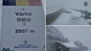 Vin ninsorile în România. Pe mai multe drumuri utilajele de deszăpezire au ieşit deja la treabă