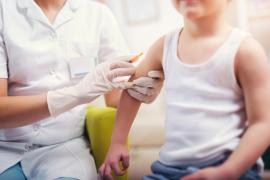 Risc de epidemie de rujeolă la nivel mondial: 40 de milioane de copii au ratat vaccinul din cauza COVID