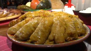 Masa de Crăciun va fi cu 50% mai scumpă. Ce este mai ieftin: să comanzi sau să găteşti acasă?