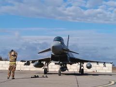 Aeronave Eurofighter Typhoon şi CF-18 Hornet au ajuns în bazele militare de la Kogălniceanu şi Borcea