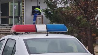 Bancomat, aruncat în aer la Constanţa. Sunt aceiaşi hoţi care în urmă cu 11 zile au dat "lovitura" la Castelu: poliţia i-a prins abia acum