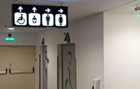 Filmul incidentului din Galaţi în care o adolescentă de 15 ani a fost violată în toaleta unui mall de fostul iubit. Un bărbat care îşi aştepta soţia a auzit-o ţipând