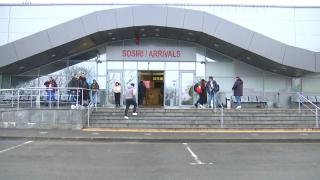 Aeroportul din Iaşi se extinde în timp ce Europa vrea să renunţe la zborurile pe distanţe scurte. Explicaţii pentru o investiţie de 300 de milioane de lei