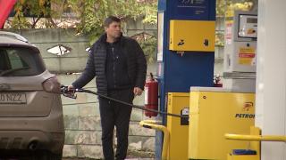 Cât costa un litru de benzină marți, 6 decembrie 2022