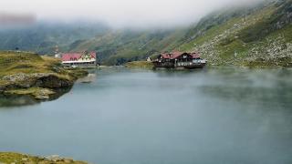 Influencerii nu se îngrămădesc să promoveze România pe bani. Bugetul de 200.000 de euro, considerat prea mic