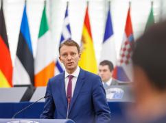 Reacția lui Siegfried Mureșan, după ce ministrul austriac de Interne a oferit, la Bruxelles, declarații doar presei vorbitoare de limba germană