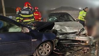 Opt răniţi, între care patru copii, în urma unui accident violent în Giurgiu. Printre victime sunt şi doi bebeluşi