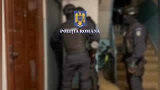Suporteri stelişti reţinuţi după violenţele de la meciul cu Dinamo din luna septembrie. Sunt acuzaţi de ultraj şi tulburarea liniştii publice