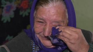 Un sfert dintre bătrânii României, singuri spre sfârşitul vieţii: "Nimeni nu îi vrea"