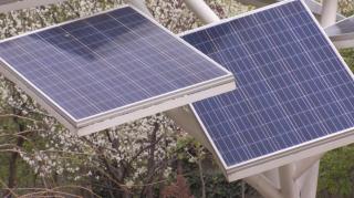 "Asta înseamnă facturi mai mici la energie". Măsura adoptată azi în Parlament pentru fotovoltaice, pompe de căldură și panouri solare