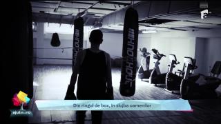 Cazul preotului Constantin, fost pugilist, i-a impresionat pe oameni. Donațiile primite