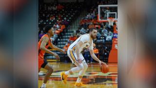 Mihai Cârcoană, baschetbalistul român arestat în SUA pentru viol, ar putea fi judecat în libertate. Cât e cauţiunea