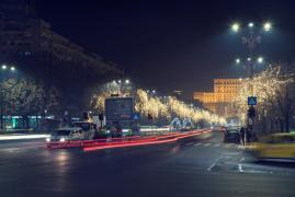 "O oră pentru Ucraina". Luminițele de Crăciun din centrul Capitalei stinse în semn de solidaritate