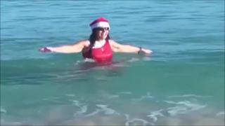 Sicilienii şi-au petrecut Crăciunul pe plajă şi au făcut baie în mare. Temperaturile au urcat până la 25 de grade