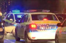 Intervenţie în forţă a poliţiştilor în centrul Bucureştiului: 4 bărbaţi, suspectaţi de înşelăciune prin metoda "accidentul", arestaţi