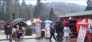 În lipsa zăpezii, românii vor petrece Anul Nou în piscină sau jacuzzi. Cât costă un sejur la Sovata, "oaza de linişte" a staţiunilor româneşti