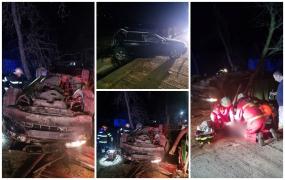 Un şofer de 23 de ani din Botoşani şi-a condus fratele spre moarte, după ce s-a urcat fără permis la volanul unui BMW. Alţi trei tineri, la spital