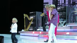 Sir Rod Stewart, bunic pentru a doua oară