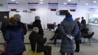 Românii care plătesc ramburs la comenzile online, luați în vizor ANAF. Autoritățile îi "vânează" pe evazioniști