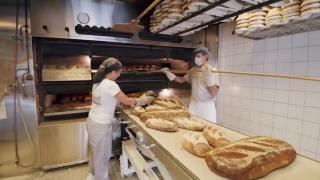 Scandal în Franţa, din cauza crizei de baghete. Guvernul acuză furnizorii de energie că nu susţin brutăriile tradiţionale