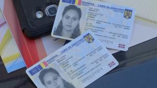 8,5 milioane de români își schimbă buletinele și primesc modelul cu CIP, gratuit. Cum arată noile cărți de identitate