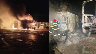 Trei mașini au ars ca o torță în parcarea unui magazin, în Galați. Poliția ia în calcul varianta unui incendiu pornit intenționat