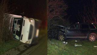 Impact catastrofal, după ce un tânăr de 27 de ani s-a urcat beat la volan și a intrat pe contrasens, într-o dubă
