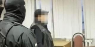 Corupţie la graniţele României: 4 vameşi şi 4 poliţişti de frontieră, reţinuţi de DNA. Alte 15 persoane, sub control judiciar