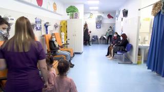 România, în vârful valului de infecţii respiratorii: 250 de copii vin zilnic în Camera de Gardă de la "Grigore Alexandrescu"