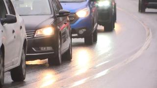 Rute ocolitoare pentru cele mai ''fierbinţi'' zone de pe Valea Prahovei. Proiectul care îi poate scuti pe şoferi de aglomeraţia infernală