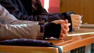 ''13 grade, extraordinar de frig!'' Sute de copii din Constanța dârdâie în clase din cauza avariilor cu repetiție. Societatea de termoficare dă vina pe greaua moştenire