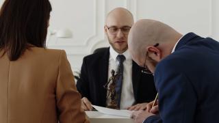 Topul oraşelor din România cu cele mai multe divorţuri. O tânără povesteşte de ce s-a despărţit de soţul ei