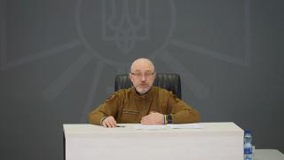 "Războiul dictează mişcări de personal". Ministrul Apărării de la Kiev ar putea fi demis după ultimele scandaluri de corupție din armată