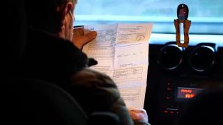 Trucul folosit de tot mai mulţi români pentru a plăti mai puţin pe asigurarea RCA