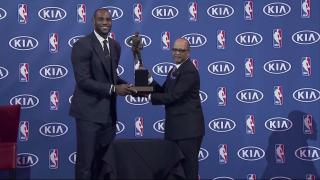 LeBron James a intrat în istoria baschetului. A devenit cel mai bun marcator al competiţiei NBA 