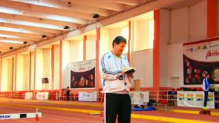 Antrenorul Cristi Iacoban şi-ar fi abuzat eleva de 15 ani, campioană la atletism, într-o garsonieră. Fata a notat într-un jurnal prin ce a trecut