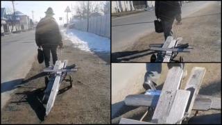 Un bărbat de 73 de ani din Olt, cercetat după ce a furat mai multe cruci din cimitirul comunal. A fost filmat de o localnică