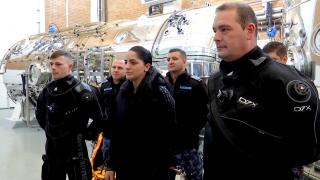 Înăuntrul celui mai modern simulator hiperbar din Europa. Laura e prima româncă ajunsă aici: "Scriu o filă de istorie"