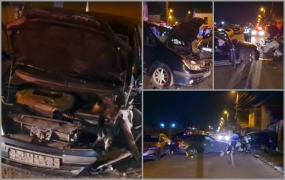 Doi şoferi băuți din Constanța şi-au făcut maşinile praf, după ce s-au izbit violent. Cel mai în vârstă a rămas captiv între fiarele autoturismului