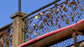 Podul Îndrăgostiţilor din Timişoara riscă să se prăbuşească. Când vor începe autorităţile reabilitarea