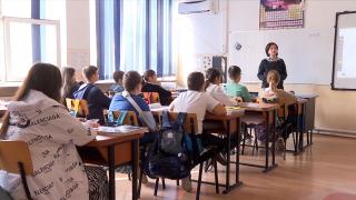 Structura anului şcolar 2023-2024. Operatorii din turism, nemulțumiți de calendarul stabilit de minister care le limitează profiturile