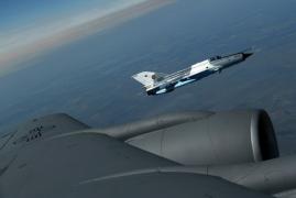 Balon spion, deasupra României. Două MiG-uri au fost trimise pentru interceptare